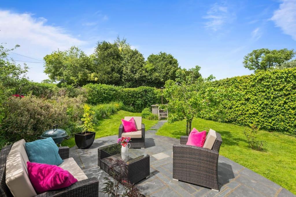 Luxury Self-Contained Cottage For Two With Hot Tub Staverton  المظهر الخارجي الصورة